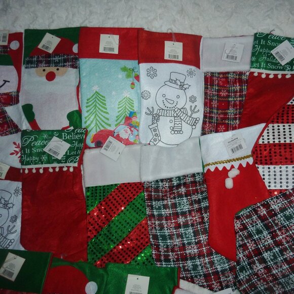 NWT Lot of 22 Christmas Stockings in Small, Medium and Large Assorted Prints - Picture 9 of 12